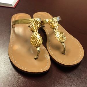 Pineapple lily Pulitzer flip flops
